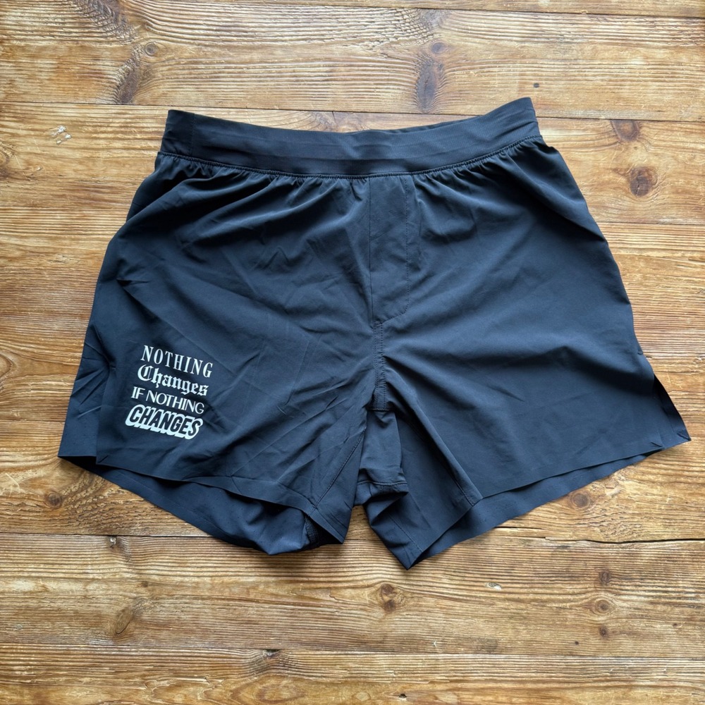 Ten Thousand Distance Shor Collab t 5 Inch Black Graphic Running Training S EUC - Picture 2 of 12